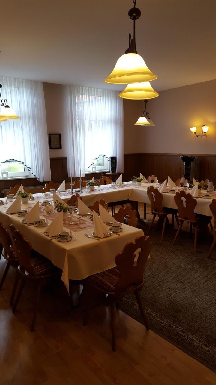 Gast- Und Pensionhaus Zur Linde Staufenberg  외부 사진